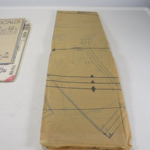 McCalls 4250 clothing pattern Dress UNCUT size 14-18 - Picture 10 of 11